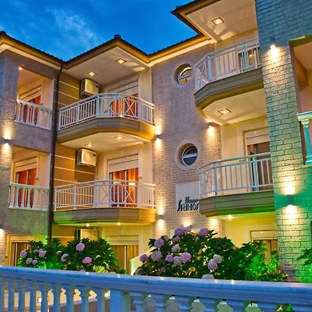 House Spanos Sarti Exterior photo