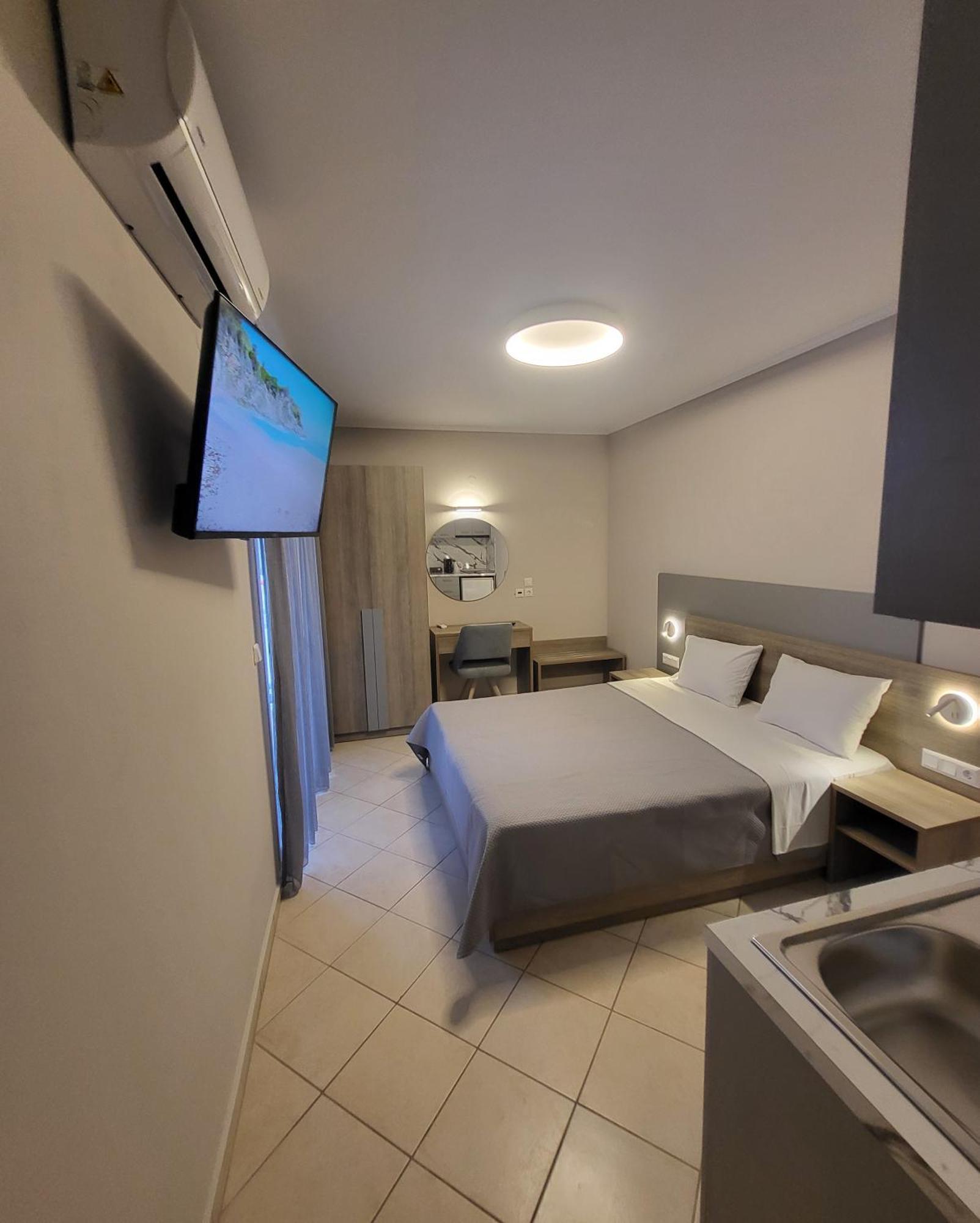 House Spanos Apartment