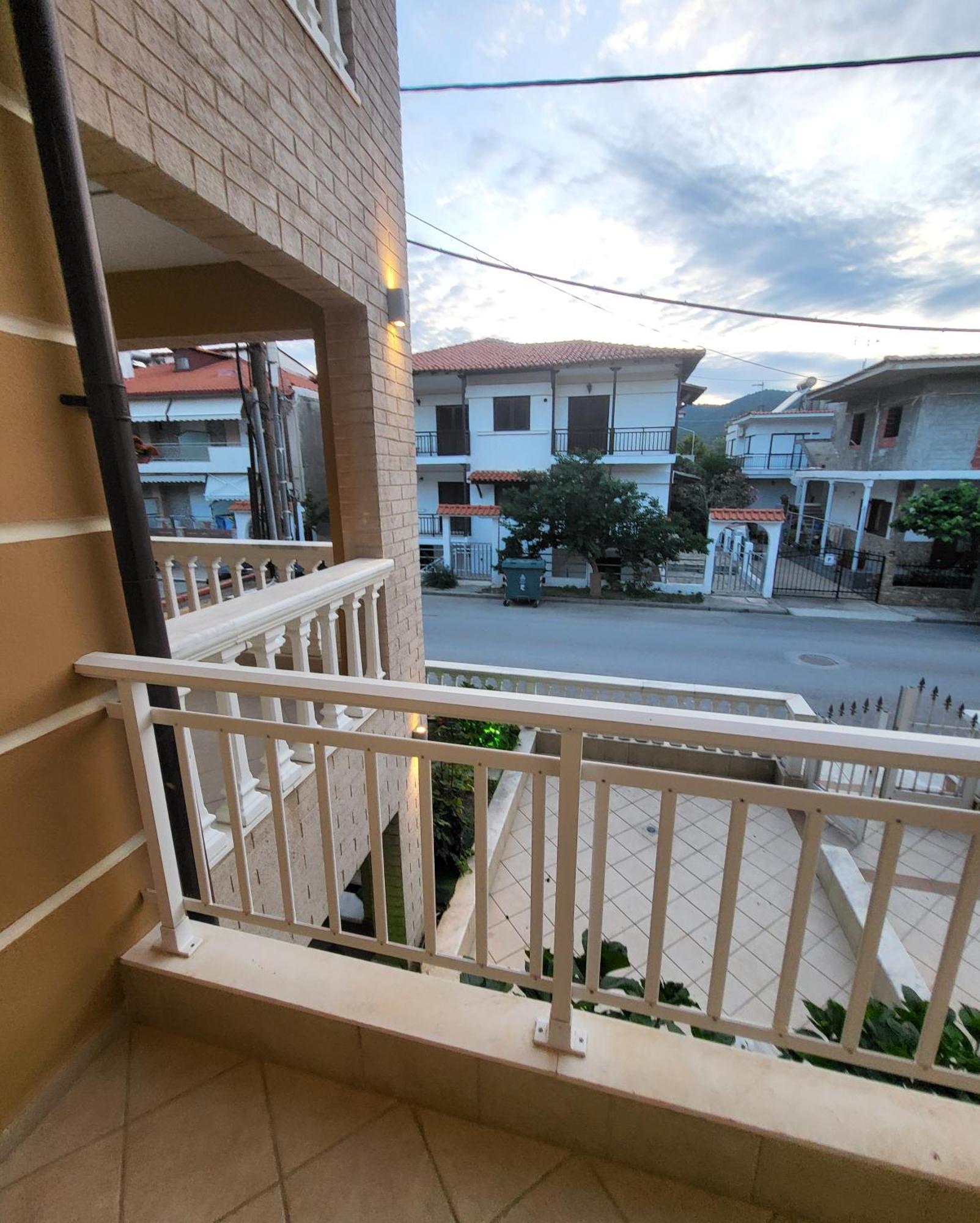 House Spanos Apartment