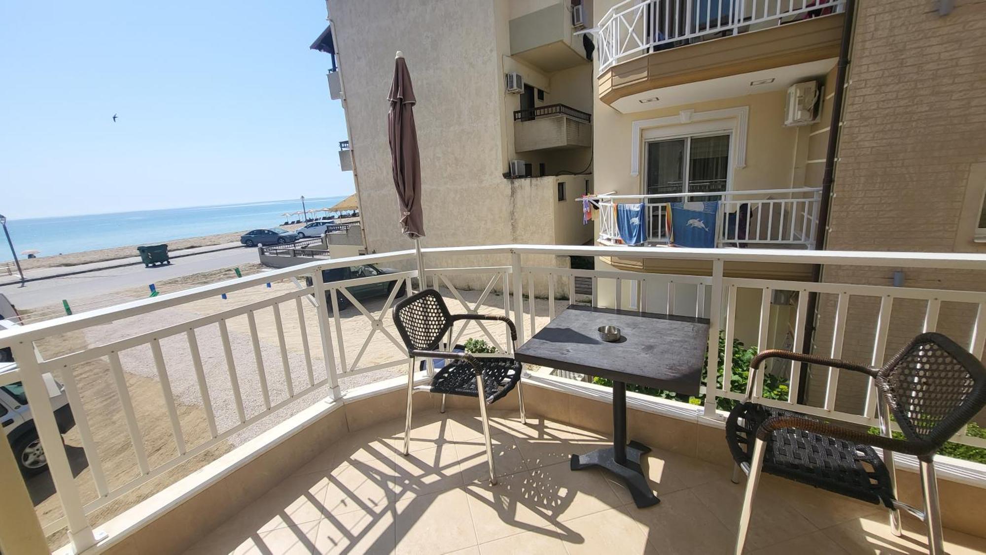 House Spanos Sarti